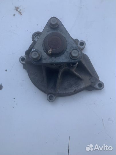 Подлокотник на Киа Мохаве 2008-2016 год