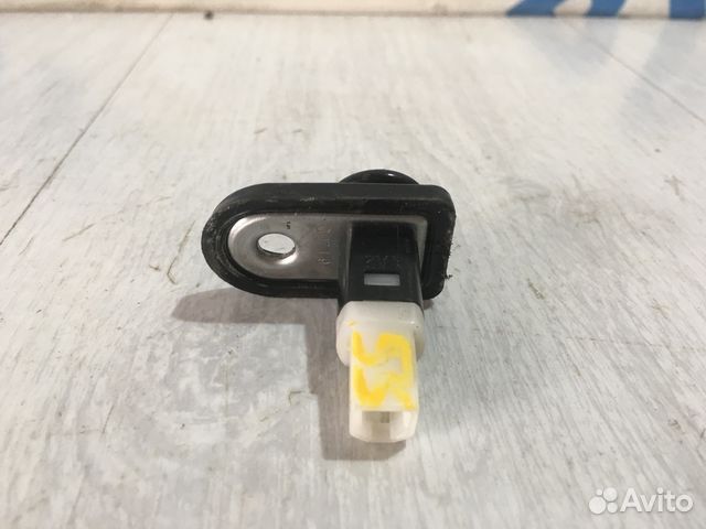 Концевик двери hyundai solaris 1 1.4 мт седан