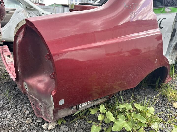 Hyundai Accent крыло заднее правое четверть