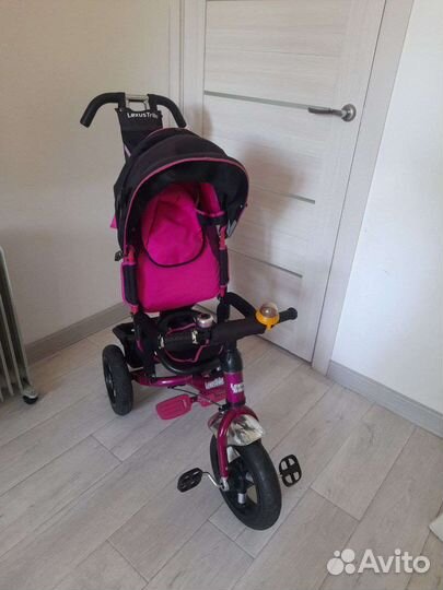 Детский велосипед трёхколёсный