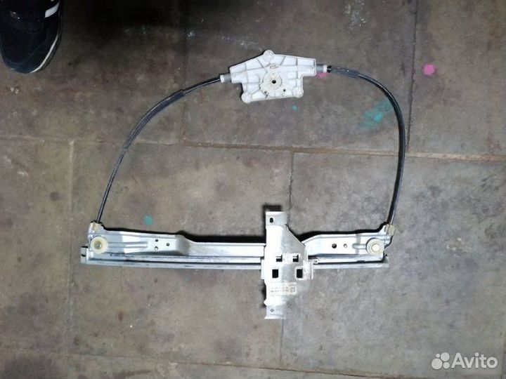 Стеклоподъемник передний правый Citroen C4