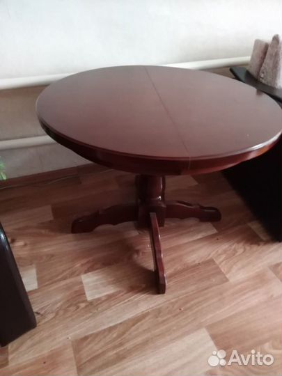 Круглый стол раздвижной