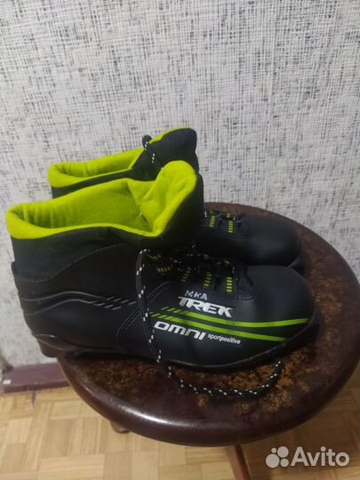 Лыжные ботинки детские 37 размер