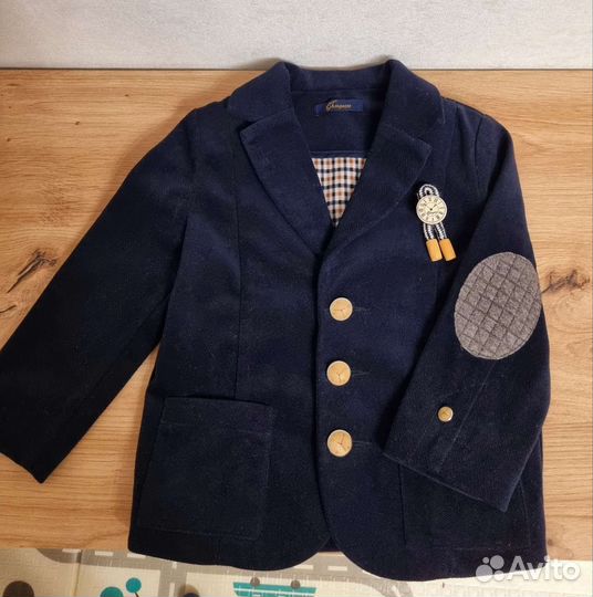 Пиджак на мальчика
