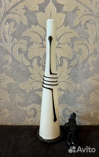 Настольный светильник Eglo