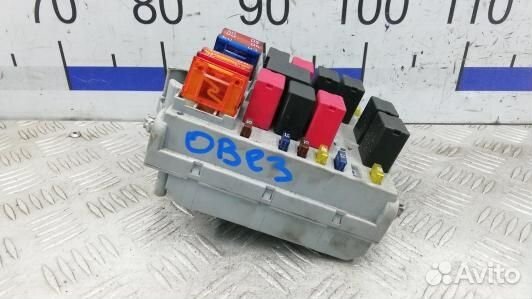 Блок предохранителей alfa romeo GT 1 (OBE03M101)