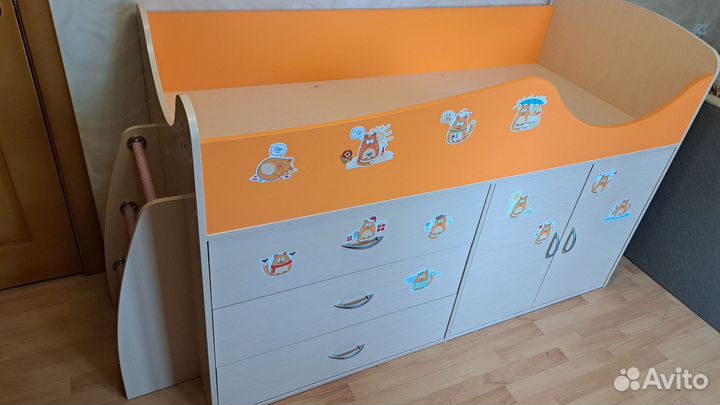 Детская кровать чердак со шкафом