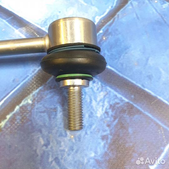 Стойка крепления стабилизатора BMW X1 передняя