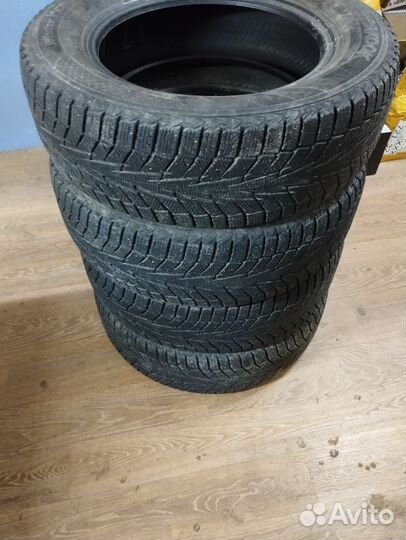 Hankook Winter I'Cept IZ2 205/65 R16