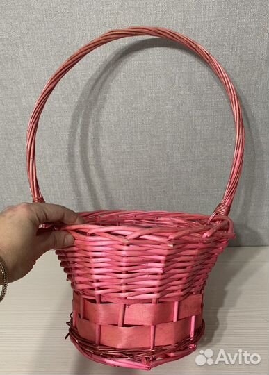 Корзина плетеная из лозы