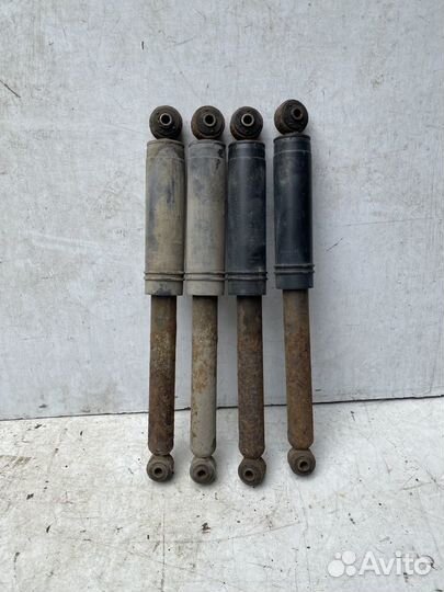 Задний аммортизатор Saturn vue 1