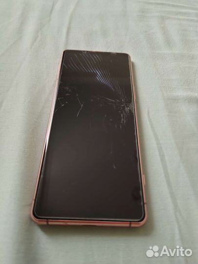 Телефон Sony Xperia 5 iii