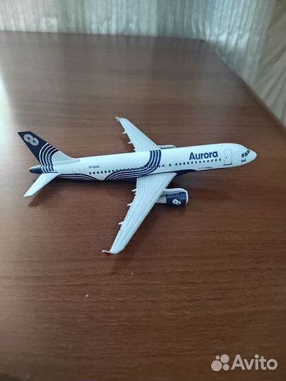 Модель самолета Airbus A319 ак Aurora
