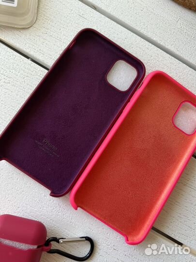 Чехол на iPhone 11