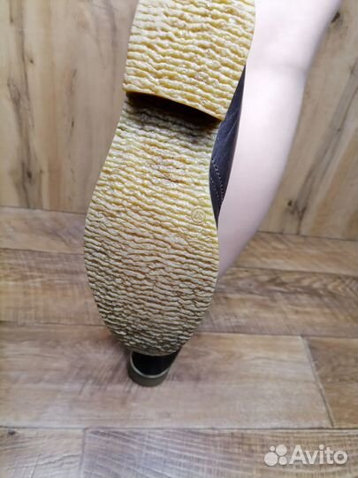 Полуботинки женские зимние 37 размера