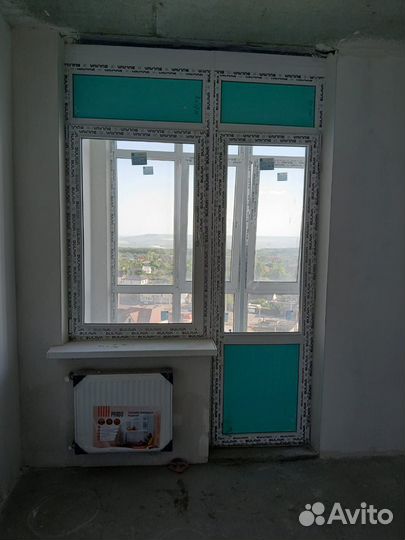 Оконная рама пластиковая бу