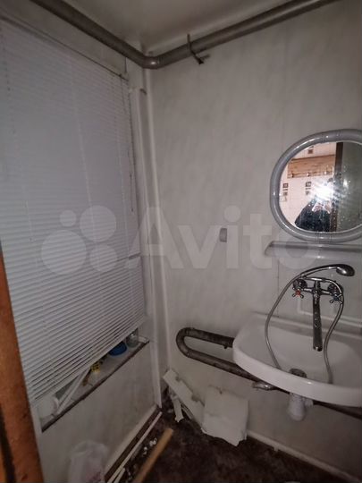 4-к. квартира, 59 м², 2/2 эт.