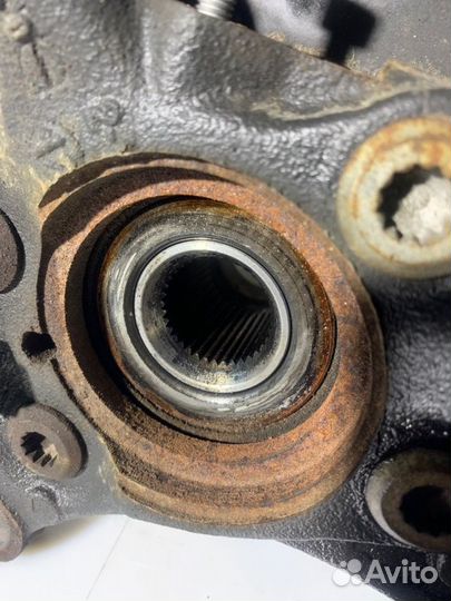 Кулак поворотный передний левый Vw Tiguan 5N ctha