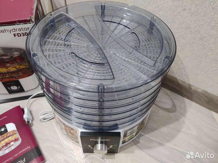 Сушилка для овощей и фруктов Новая 550 Вт pioneer