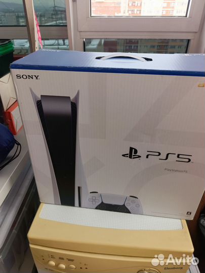 Sony playstation 5 ps5 с дисководом 2 джойстика бу