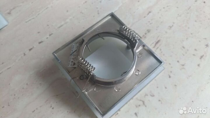 Светильник точечный 8 штук