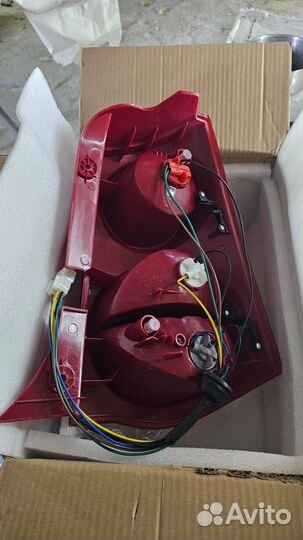 Задние фары