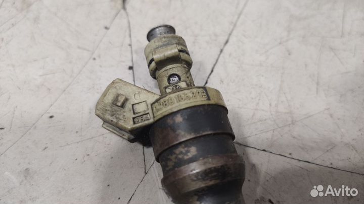 Топливная форсунка Mercedes W124 E