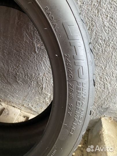 Tigar UHP Ultra High Performance 245/40 R18