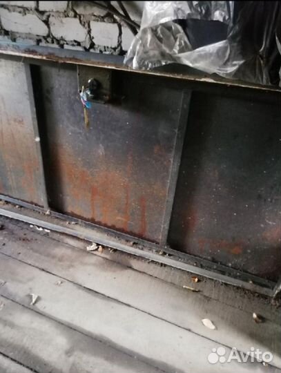 Дверь входная металлическая