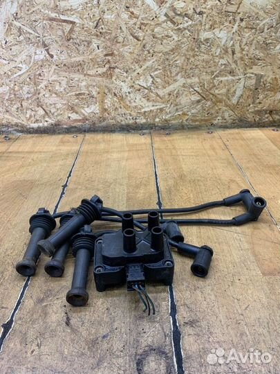 Катушка зажигания Ford Fiesta fxjb 2004