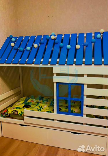 Кровать Домик