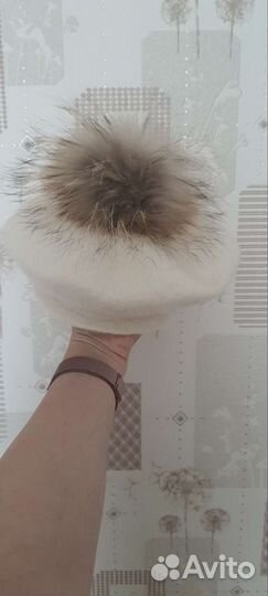 Шапка с помпоном