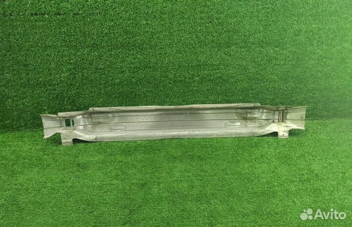 Усилитель бампера передний Audi A6 C6 4F