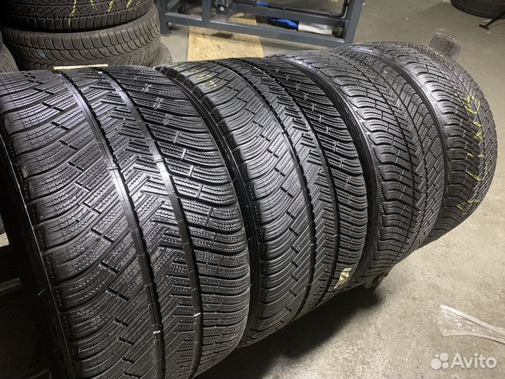 Michelin Pilot Alpin PA4 265/40 R19 и 295/35 R19 V