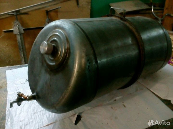 Ёмкость для вина и воды