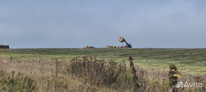 Солома в рулонах и мешках