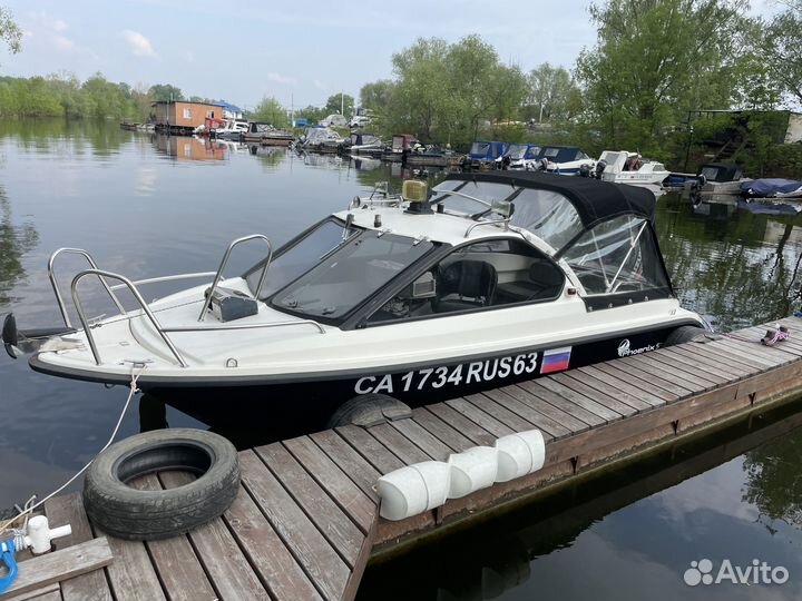 Катер Phoenix 530 HT