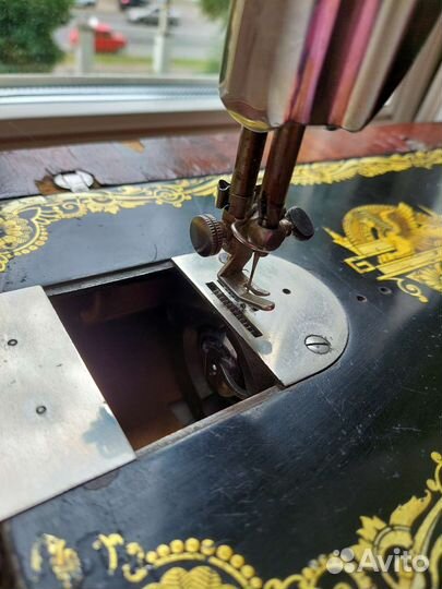 Ручная швейная машинка зингер бронь до 24 июля