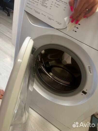 Стиральная машина indesit wiun81
