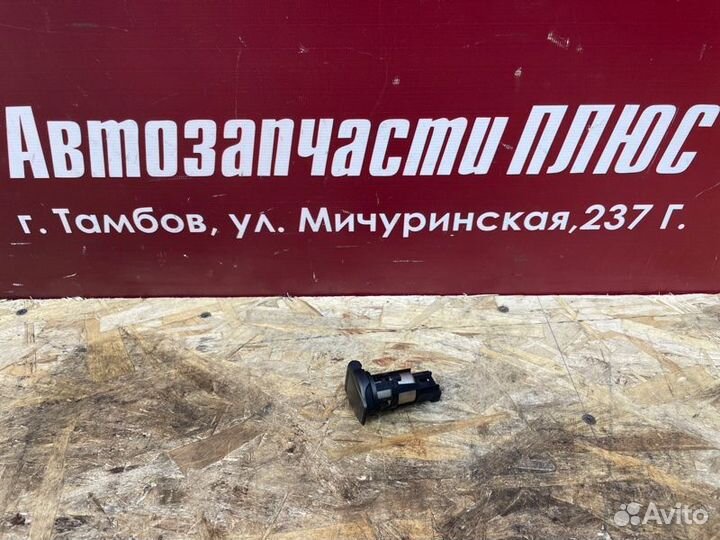 Розетка Renault Sandero Stepway