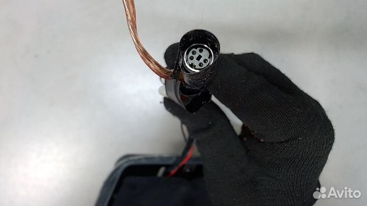 Дисплей мультимедиа Toyota Sequoia, 2001