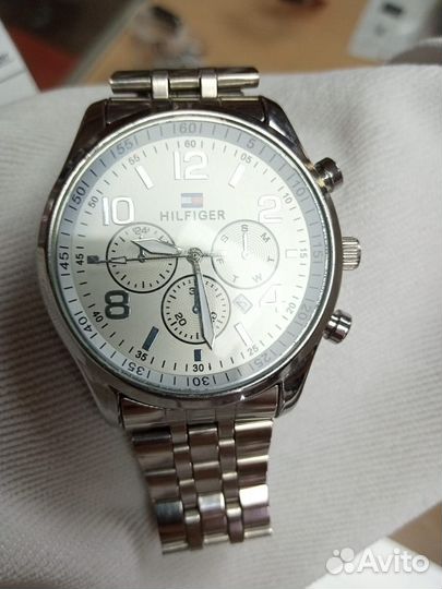 Tommy hilfiger часы