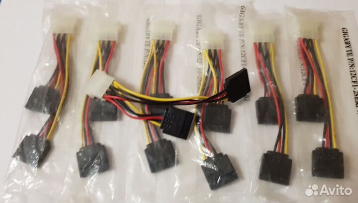 Переходник питания Molex 2xsata