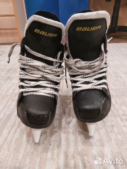 Хоккейные коньки bauer