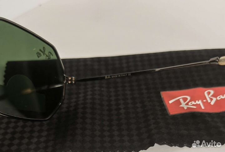Солнцезащитные очки Ray ban