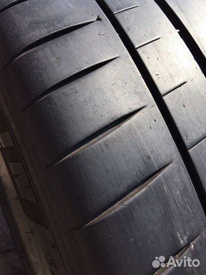Michelin Pilot Sport 4 S 325/35 R23