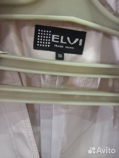 Плащ женский