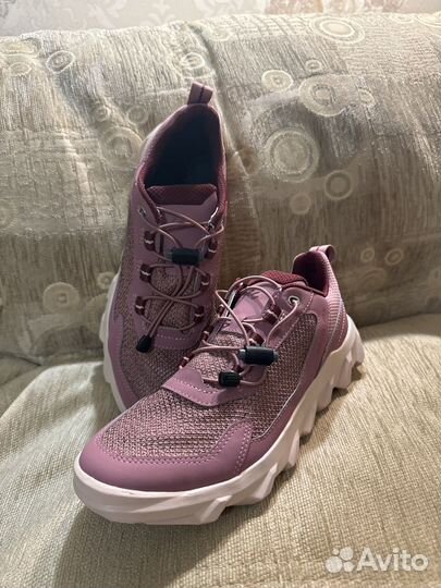 Кроссовки ecco