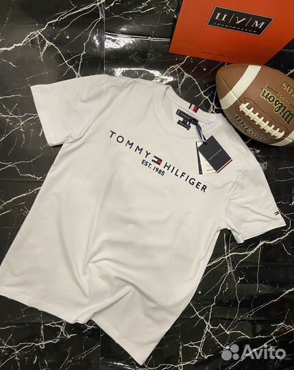 Футболка Tommy Hilfiger белая размер S(46)