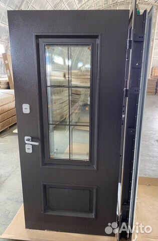 Входная металлическая дверь 